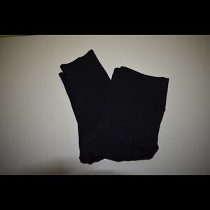 BRAND NEW Athleta Black All In Capri Yoga!